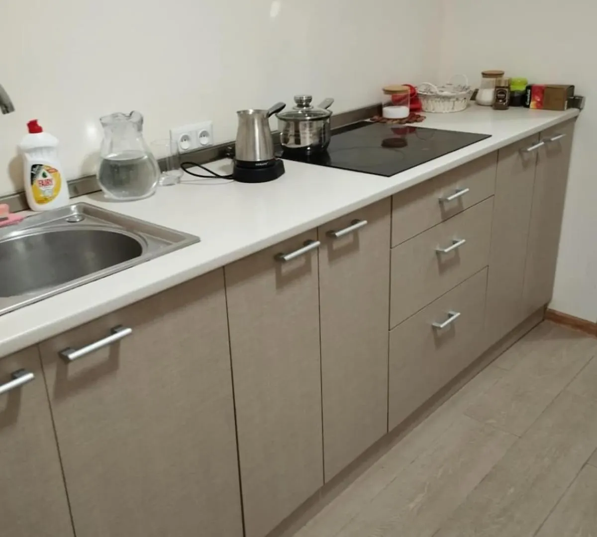 1-Room Avlabari House For Rent Tbilisi 0*,